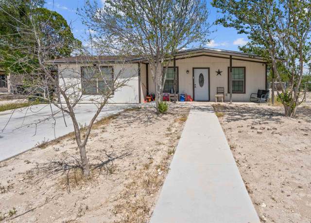 Property at 207 Marshall Smith Dr, Del Rio, TX 78840, 4 beds, 2 baths