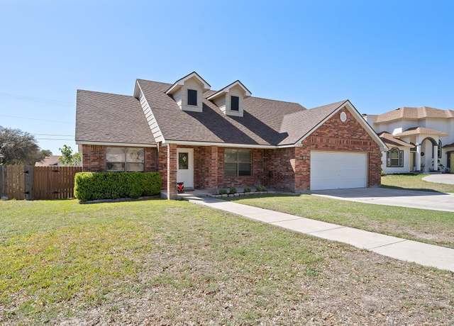 Property at 104 Shawnee Trl, Del Rio, TX 78840, 3 beds, 2 baths