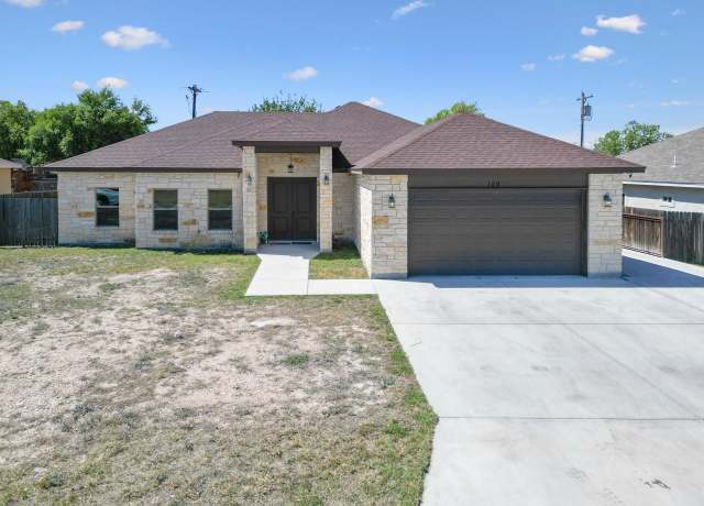 Property at 129 Red Cloud Trl, Del Rio, TX 78840, 4 beds, 3 baths