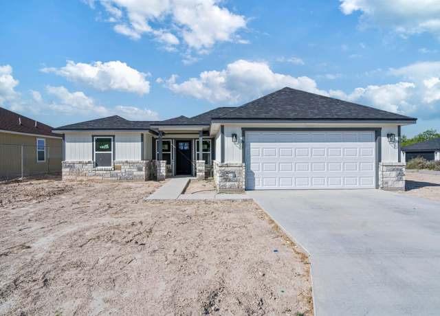 Property at 193 Patos Dr, Del Rio, TX 78840, 3 beds, 2 baths