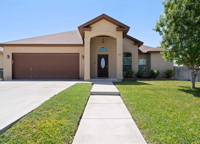 Property at 64 Yvonne Dr, Del Rio, TX 78840, 3 beds, 2 baths