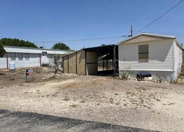 Property at 10348 W Hwy 90 Lot 6, Del Rio, TX 78840, 3 beds, 2 baths