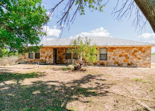 Property at 266 Packsaddle Cir, Del Rio, TX 78840, 3 beds, 2 baths
