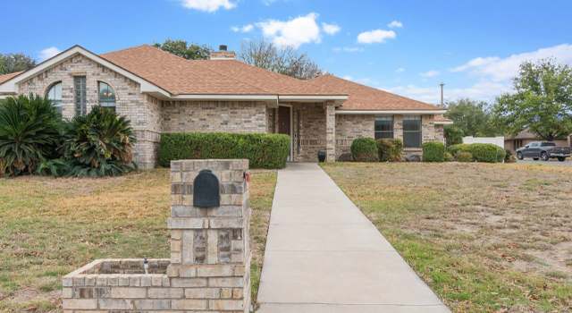 Photo of 101 Warbonnet Trl, Del Rio, TX 78860
