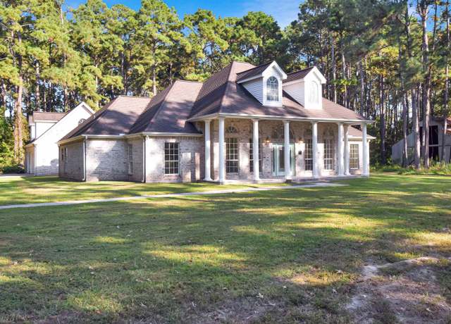 Property at 5838 Hidden Meadows Dr, Orange, TX 77632, 4 beds, 3.5 baths
