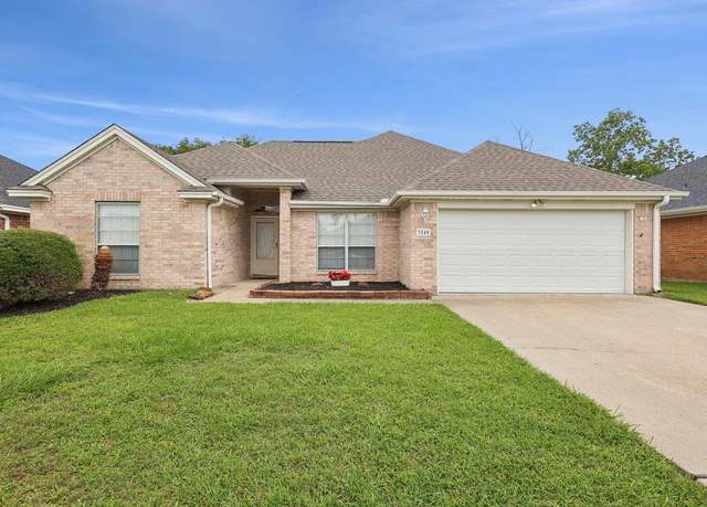 Property at 3540 Lake Arthur Dr, Port Arthur, TX 77642, 3 beds, 2 baths