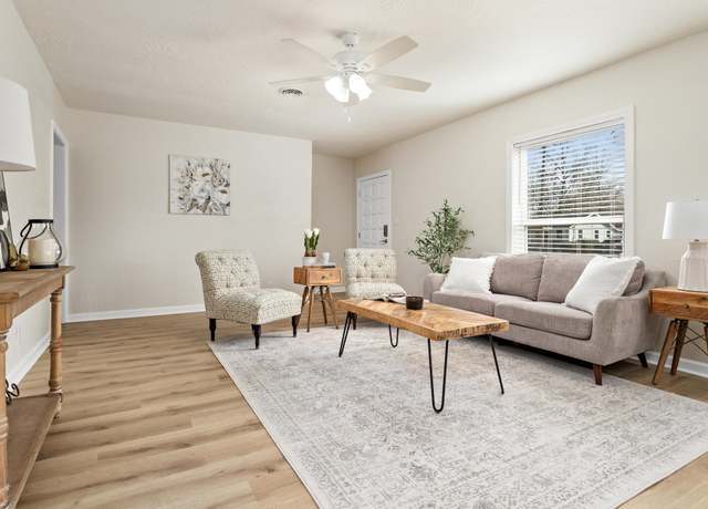 Property at 3850 Austin St, Beaumont, TX 77706, 3 beds, 2 baths