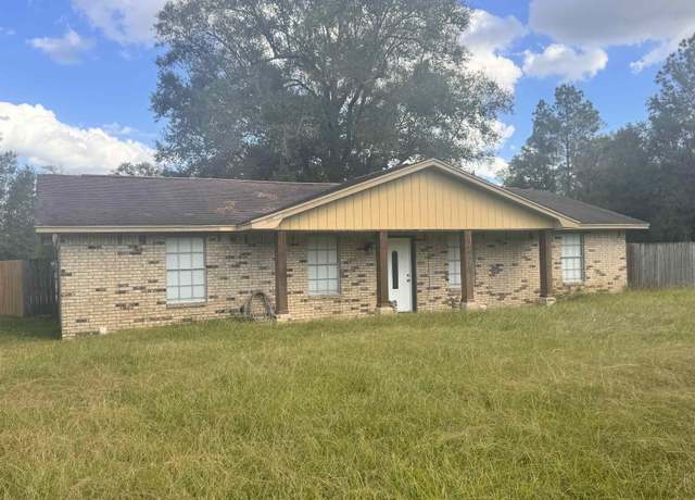 Property at 2627 Johnnie St, Orange, TX 77630, 3 beds, 2 baths