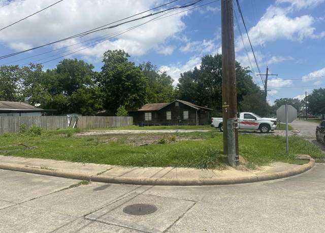 Property at 246 Atlanta Ave, Nederland, TX 77627