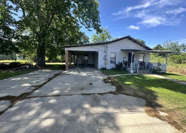 Property at 412 Market St, Orange, TX 77630, 3 beds, 1 bath