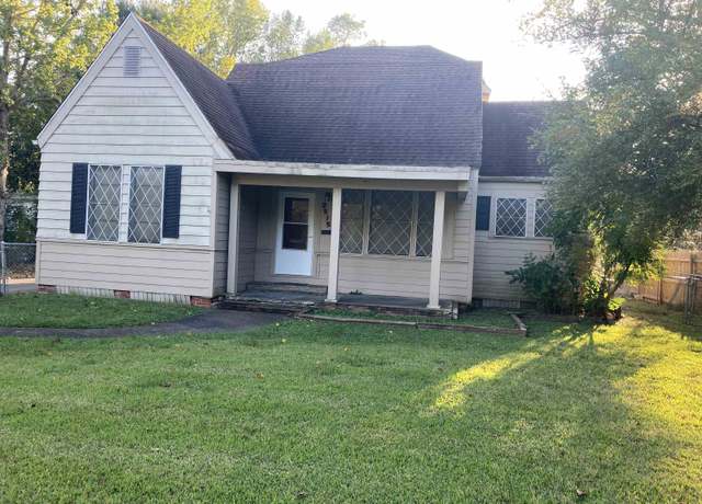Property at 2515 Glenwood Dr, Port Arthur, TX 77642, 3 beds, 1 bath