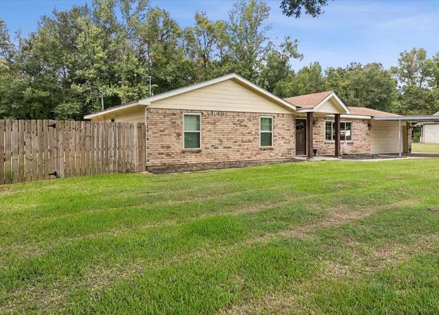 Property at 2402 Twin Oaks St, Orange, TX 77630, 3 beds, 2 baths