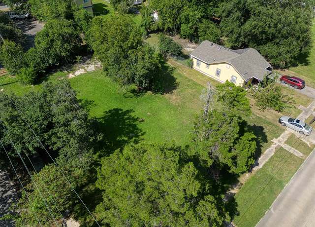 Property at 2096 Liberty Ave, Beaumont, TX 77701