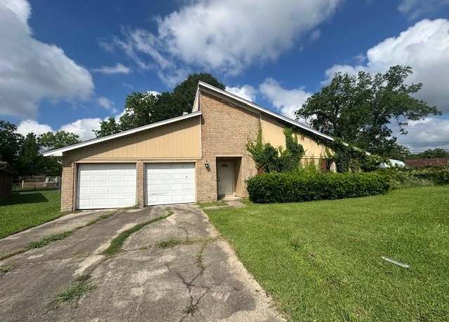 Property at 5935 Falcon Ln, Beaumont, TX 77708, 3 beds, 2 baths