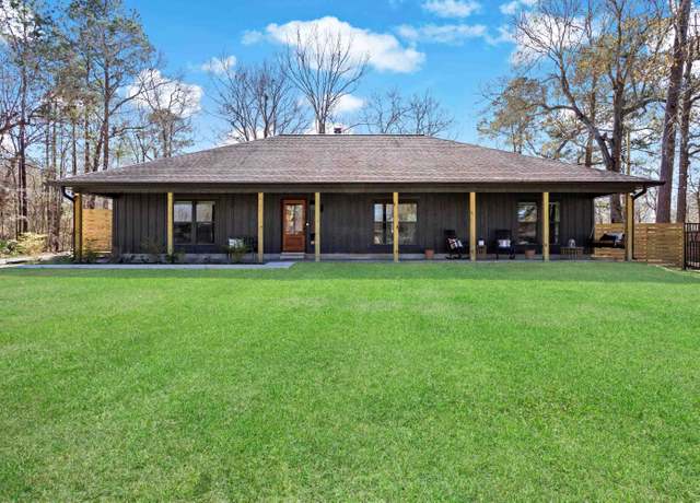 Property at 13335 Alaskan Dr, Beaumont, TX 77713, 3 beds, 2 baths