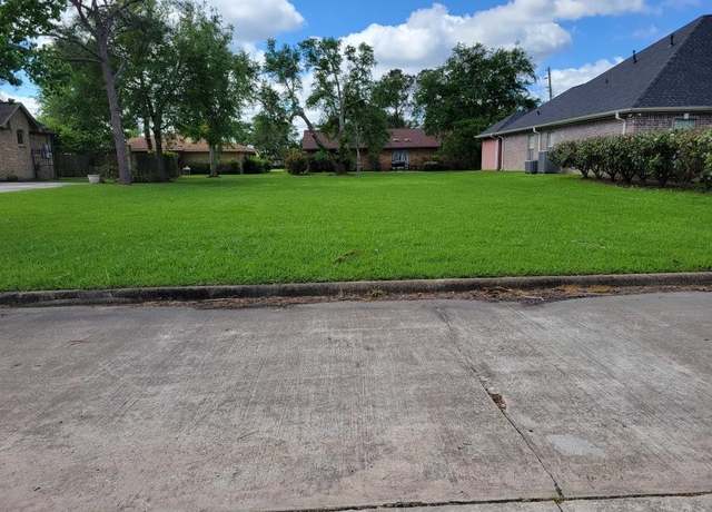 Property at W Waverly Cir, Port Arthur, TX 77640