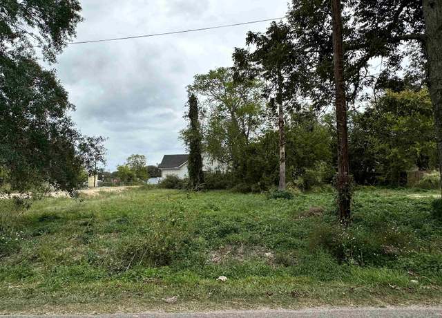 Property at 480 W Barfield St, Sour Lake, TX 77659