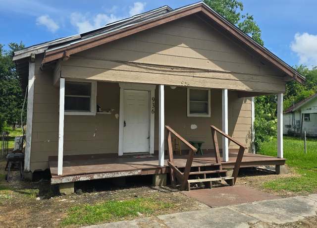 Property at 936 9th St, Port Arthur, TX 77640, 2 beds, 1 bath