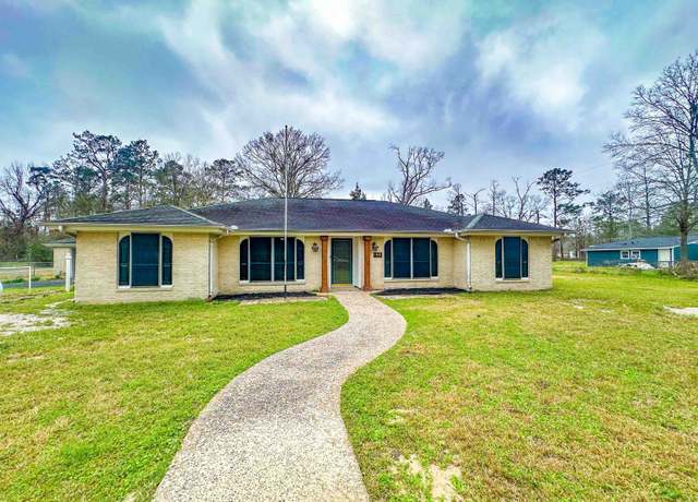 Property at 8291 Magnolia St, Orange, TX 77632, 3 beds, 2 baths