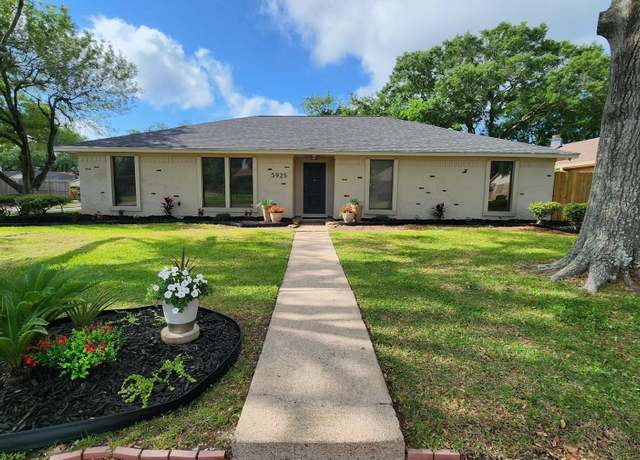 Property at 5925 Woodway Dr, Beaumont, TX 77707, 3 beds, 2.5 baths