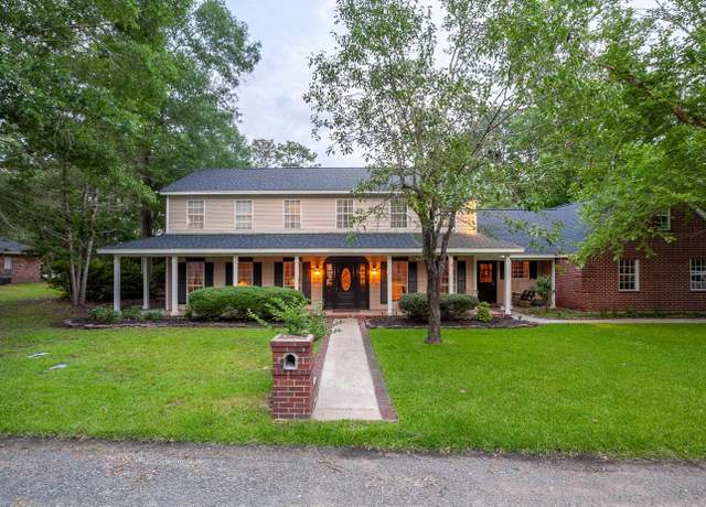 Property at 415 Neches Ct, Lumberton, TX 77657, 4 beds, 4 baths