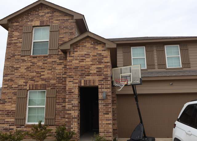 Property at 14431 Sweet Water Dr, Baytown, TX 77523, 4 beds, 3 baths