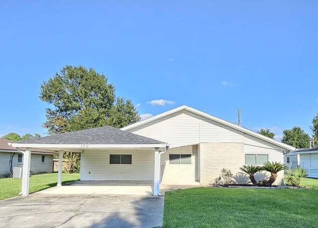 Property at 320 Bell Ave, Bridge City, TX 77611, 3 beds, 1.5 baths