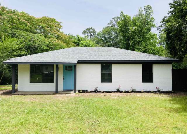 Property at 114 Smith, Kirbyville, TX 75956, 3 beds, 1.5 baths