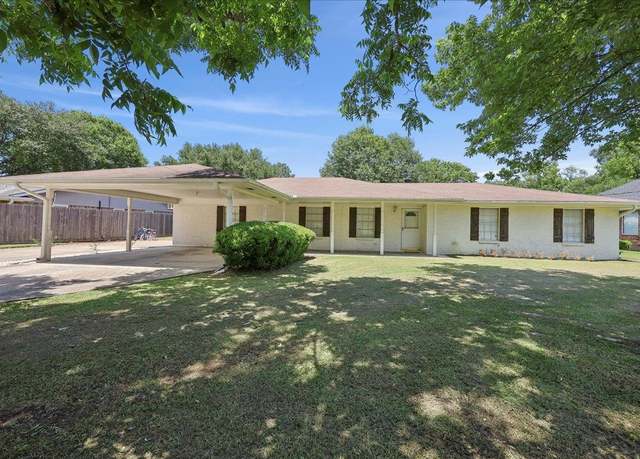 Property at 235 Crescent Dr, Vidor, TX 77662, 4 beds, 3 baths