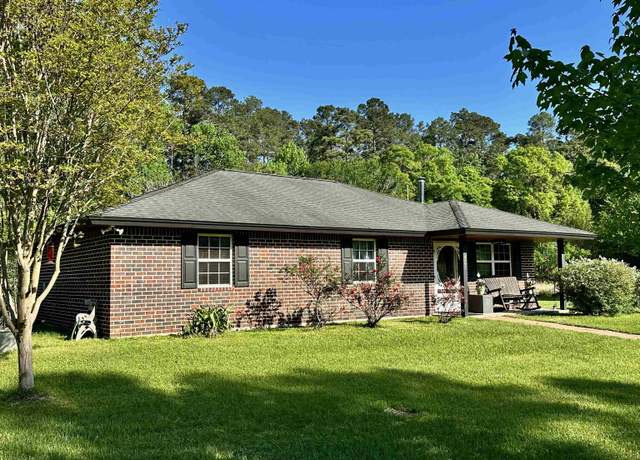 Property at 725 Cr 4364, Spurger, TX 77660, 3 beds, 2 baths