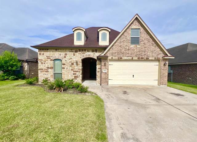 Property at 5710 Nicole Ln, Beaumont, TX 77713, 4 beds, 3 baths