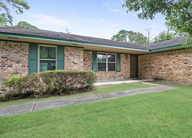 Property at 5260 Margaret Ln, Beaumont, TX 77708, 3 beds, 2 baths