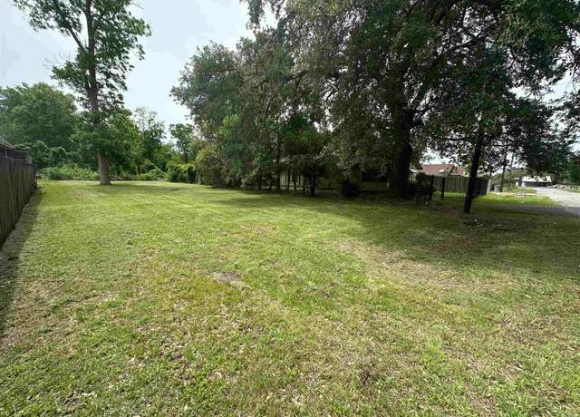 Property at 3915 Youngstown St, Beaumont, TX 77703