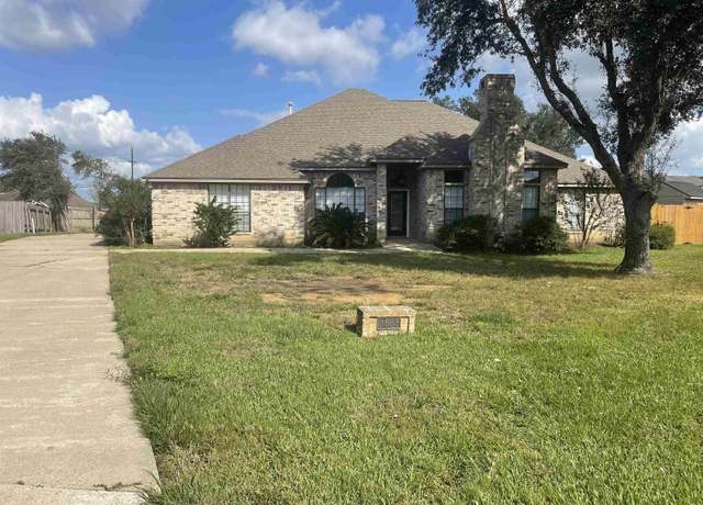 Property at 3635 Winged Foot Dr, Beaumont, TX 77707, 4 beds, 2 baths