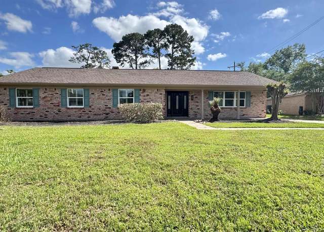 Property at 6075 Ventura Ln, Beaumont, TX 77706, 4 beds, 2 baths