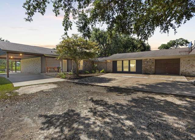 Property at 3555 Briggs Rd, Orange, TX 77630, 4 beds, 3 baths