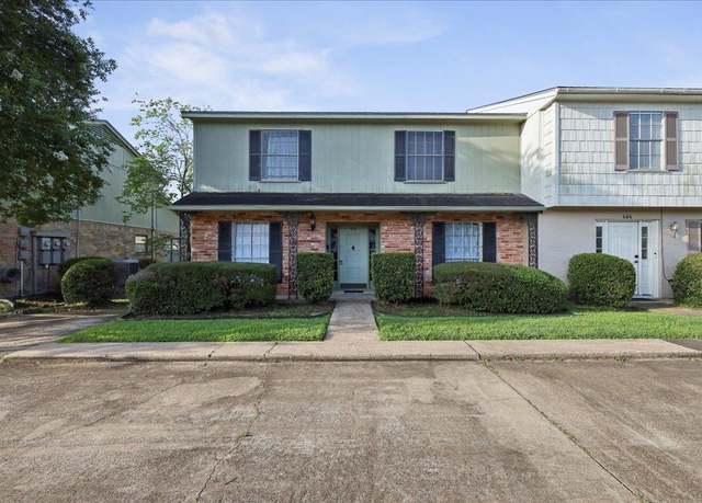 Property at 468 Longmeadow St, Beaumont, TX 77707, 3 beds, 2 baths