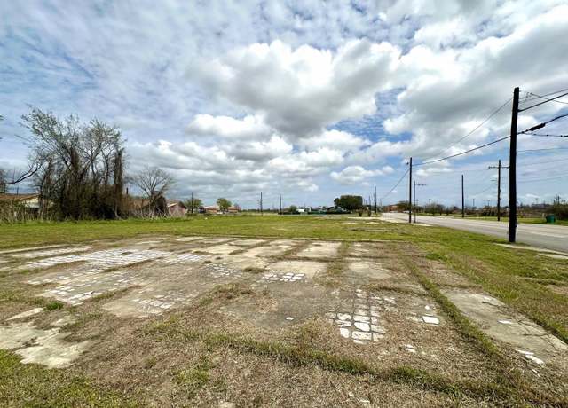 Property at 96 Green, Orange, TX 77630