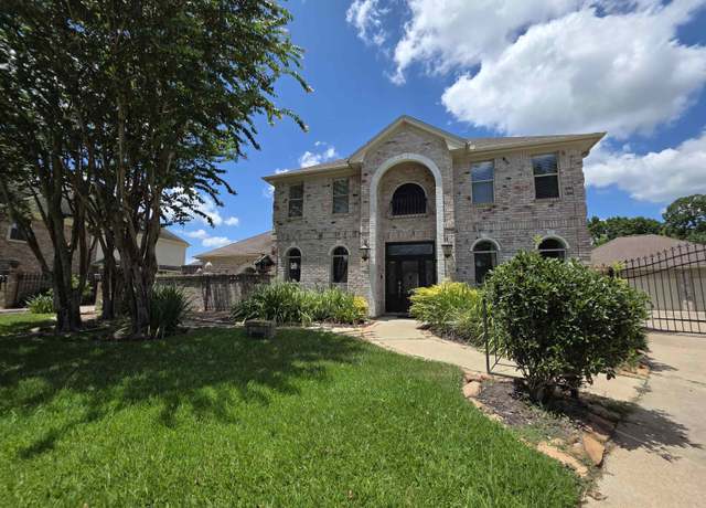 Property at 4820 Ashland St, Beaumont, TX 77706, 4 beds, 3.5 baths