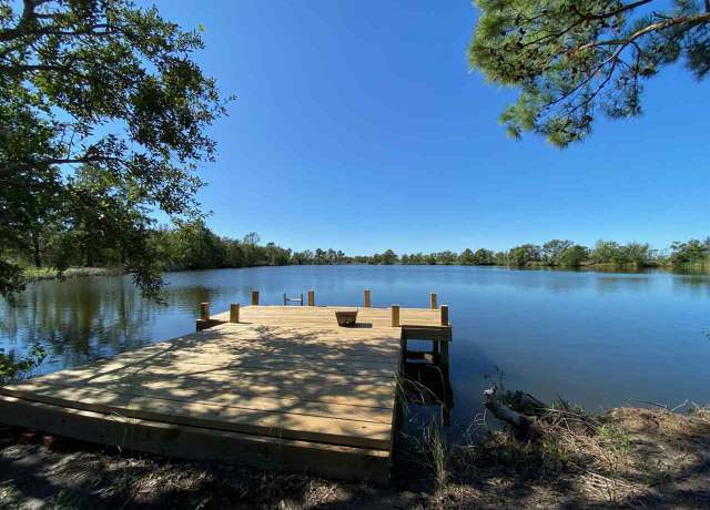 Property at 440 Lake, Bridge City, TX 77611
