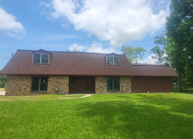 Property at 2404 Smith, West Orange, TX 77630, 5 beds, 3.5 baths