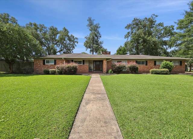 Property at 5795 Clinton St, Beaumont, TX 77706, 4 beds, 2.5 baths