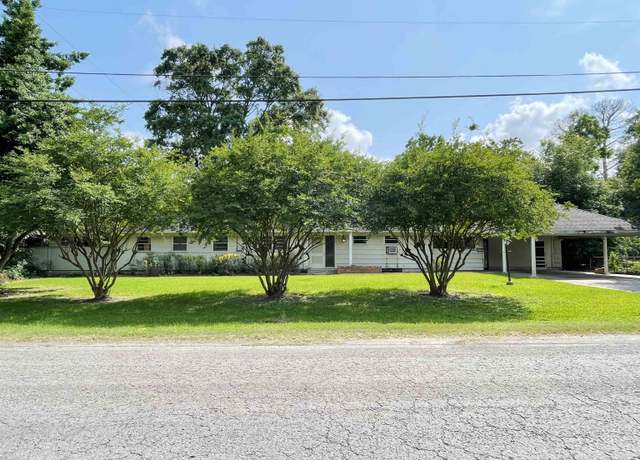 Property at 1901 Stanley Blvd, Port Arthur, TX 77642, 5 beds, 3.5 baths