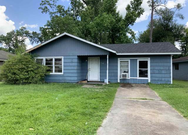 Property at 2234 Westway St, Orange, TX 77630, 5 beds