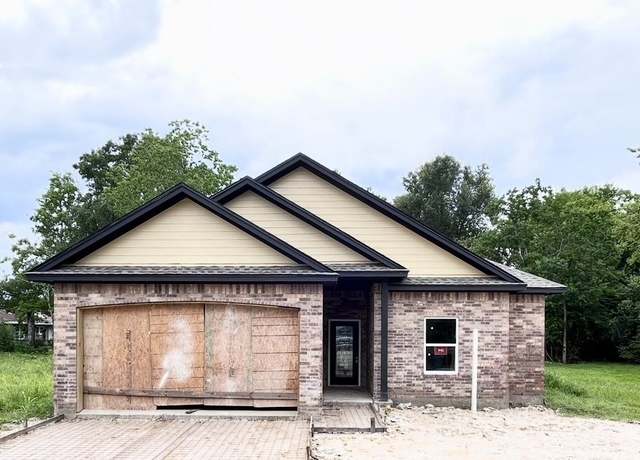 Property at 3520 Pradice St, Beaumont, TX 77705, 3 beds, 3 baths