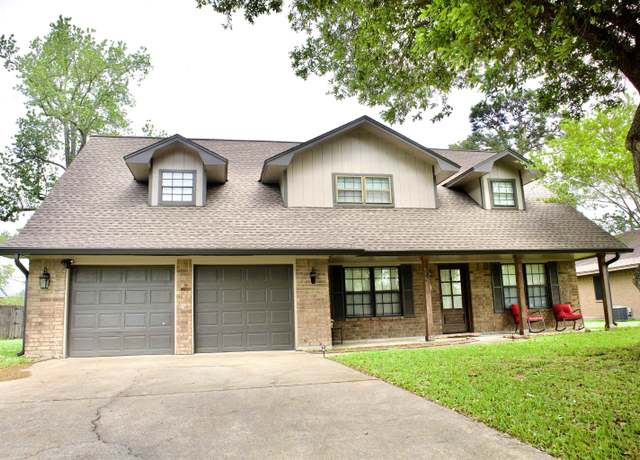 Property at 4404 Pinemont Dr, West Orange, TX 77632, 4 beds, 2 baths