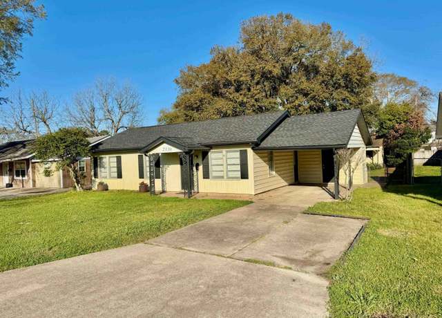 Property at 2330 3rd St, Port Neches, TX 77651, 3 beds, 1 bath