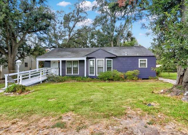 Property at 1801 Oak Ave, Port Arthur, TX 77642, 3 beds, 2 baths
