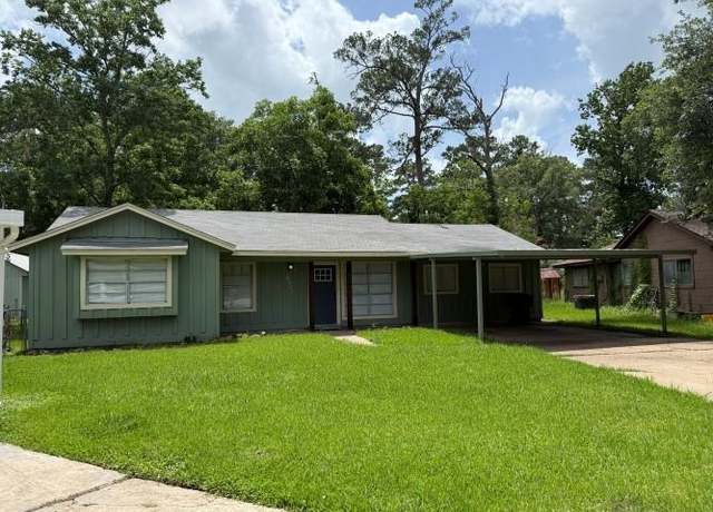 Property at 9325 Bamboo Ln, Beaumont, TX 77708, 4 beds, 1.5 baths