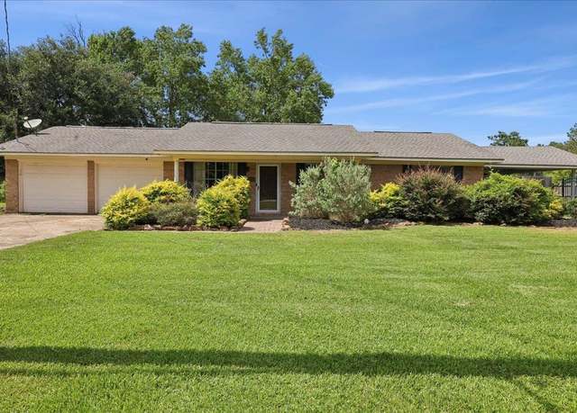 Property at 4128 Sparrow St, Orange, TX 77630, 3 beds, 2 baths